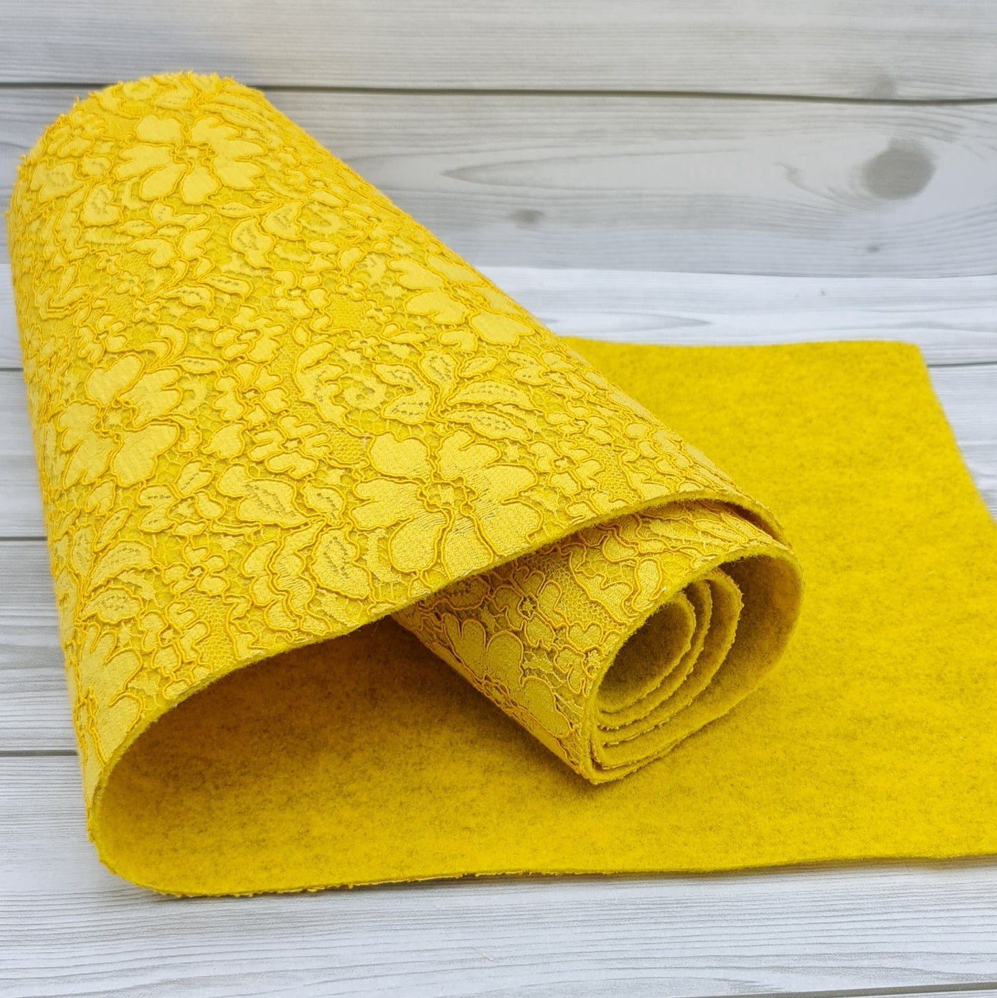 Feltro Cedro Accoppiato con Pizzo Giallo