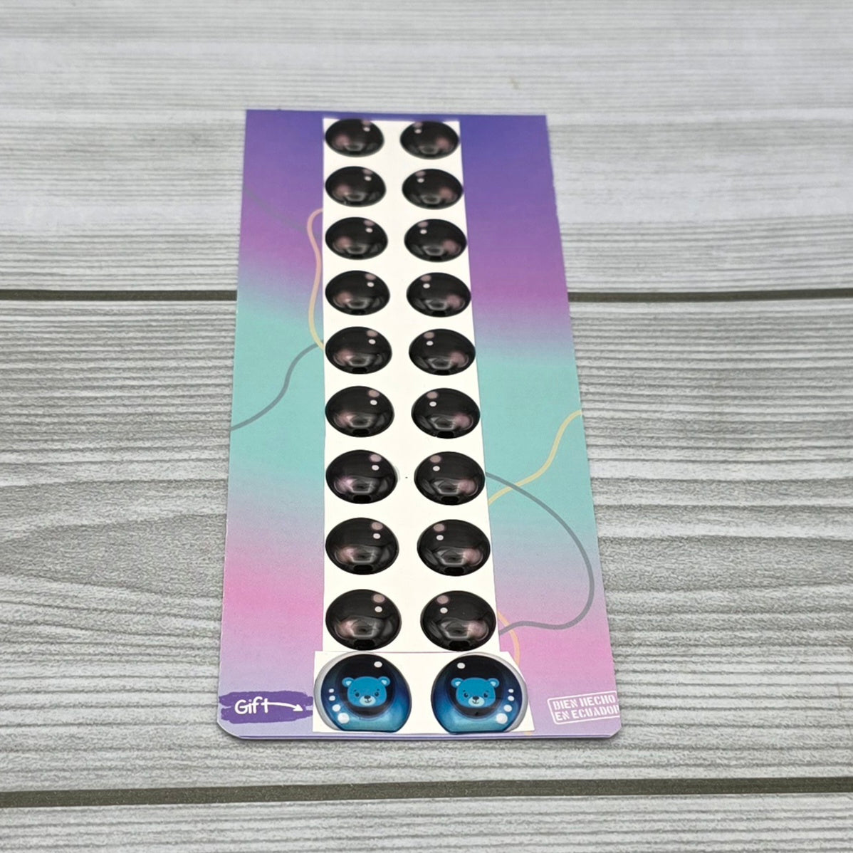 Yeux 3D mesurant 13 mm code 102D13