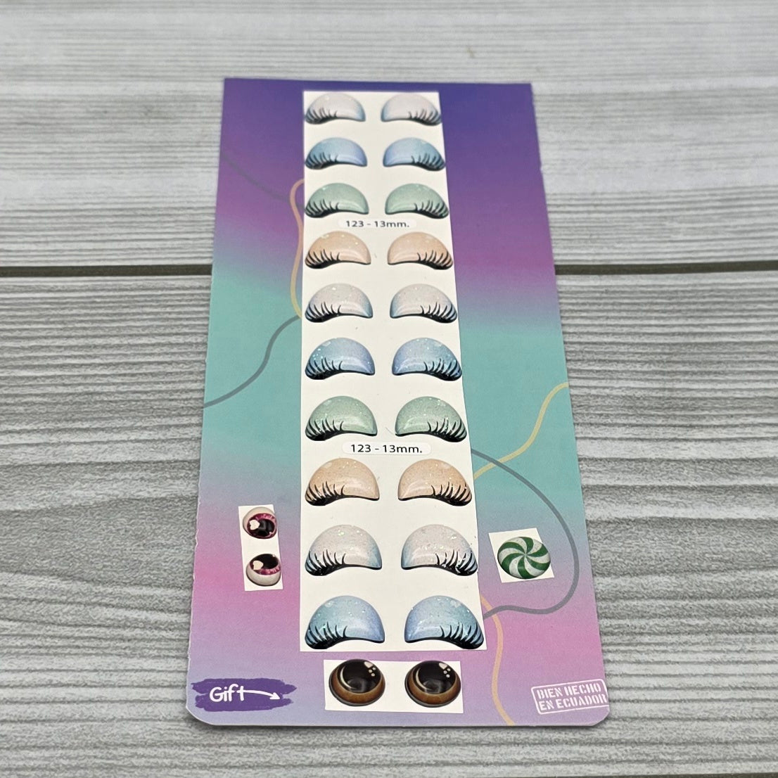 Yeux 3D mesurant 13 mm code 123D13