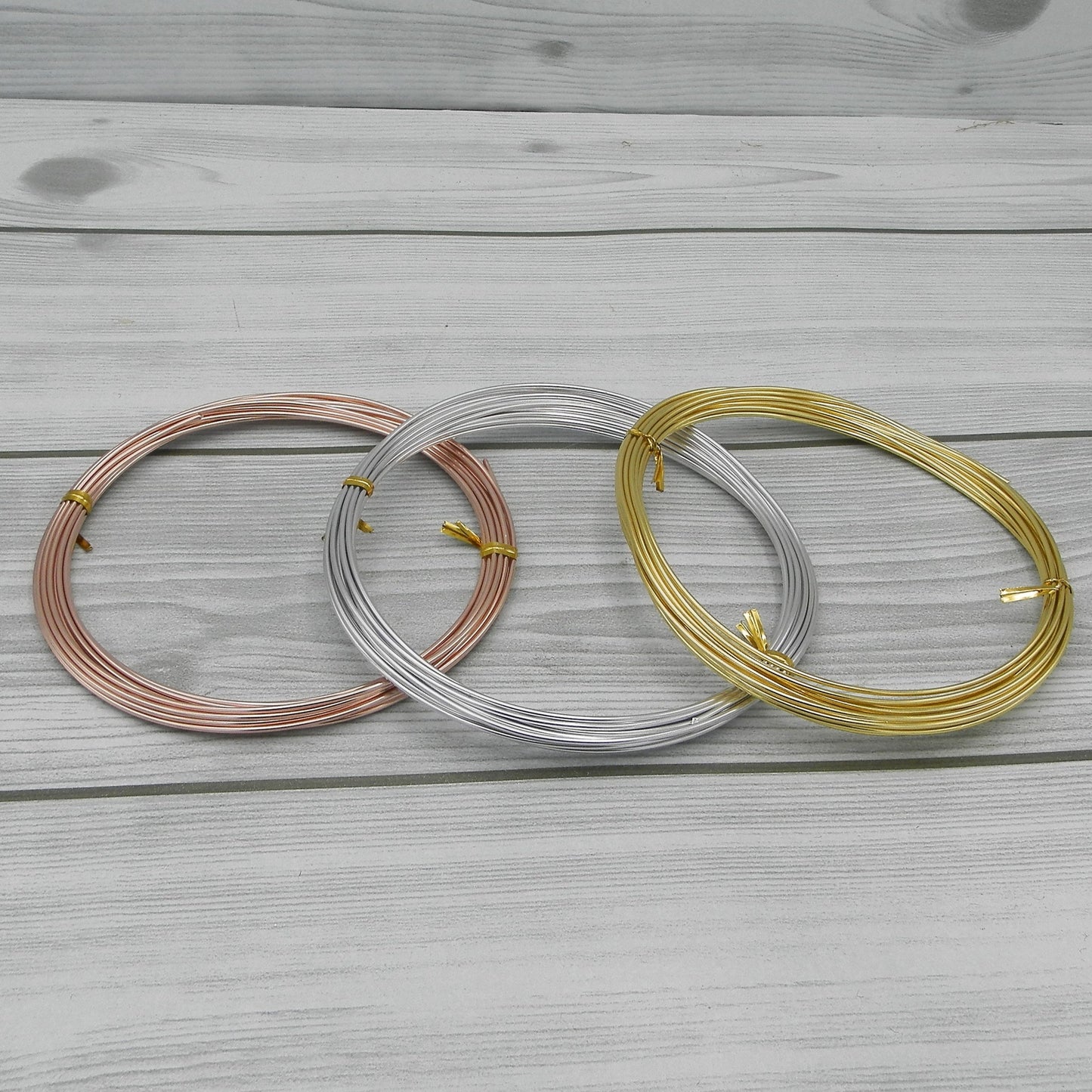 Artemio Silver Aluminum Wire