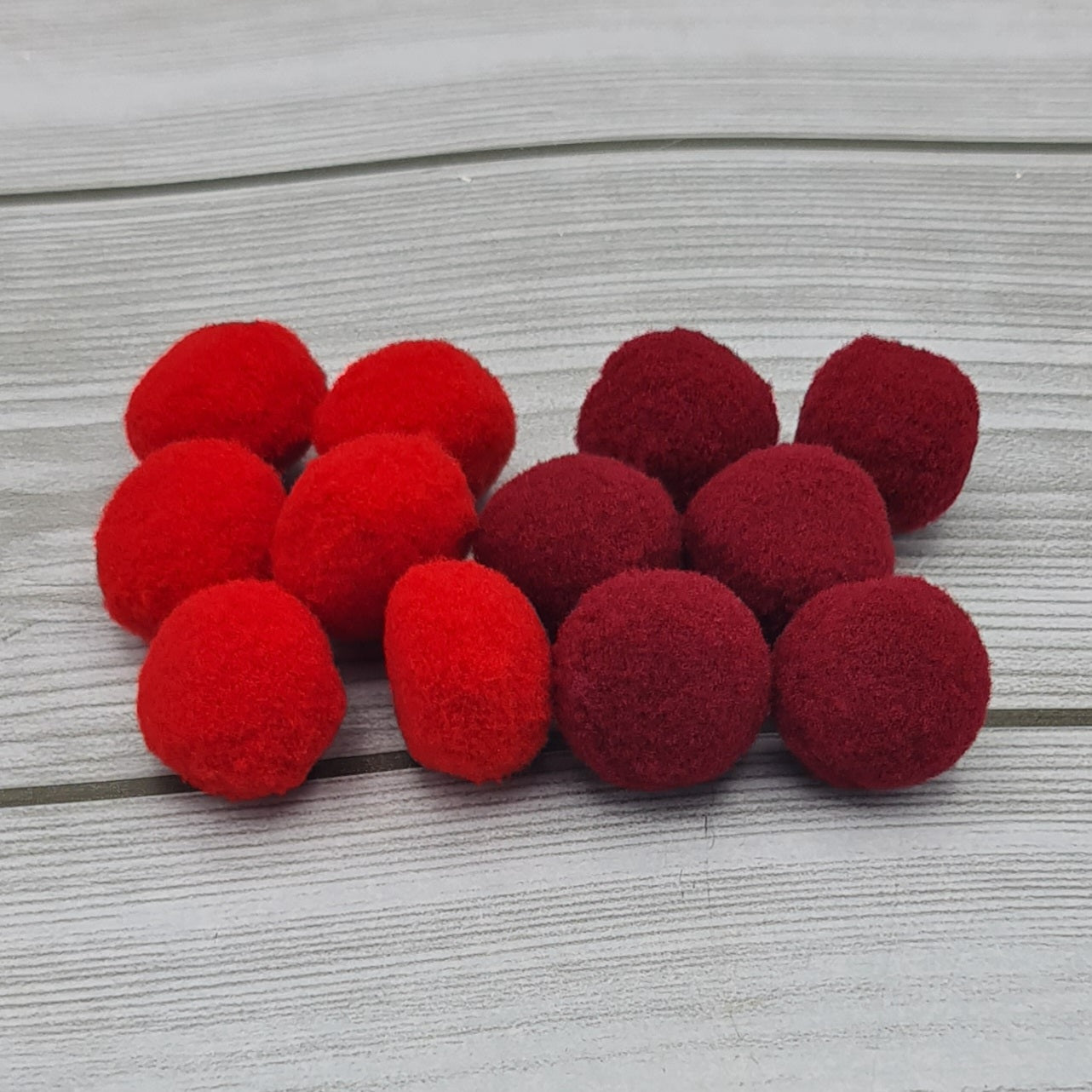 Pom Poms Rossi Artemio