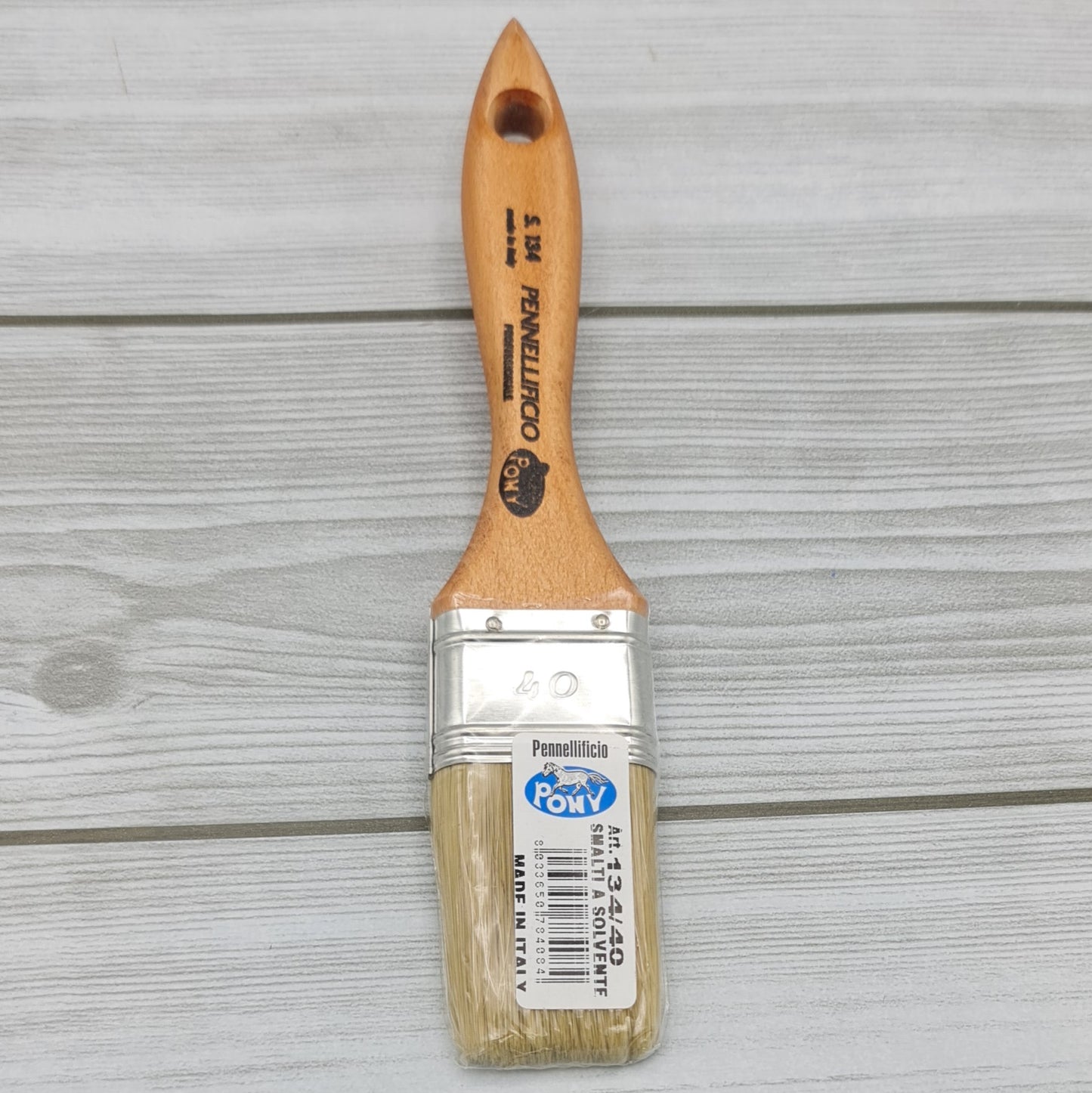 Acrylic enamel brush no. 40