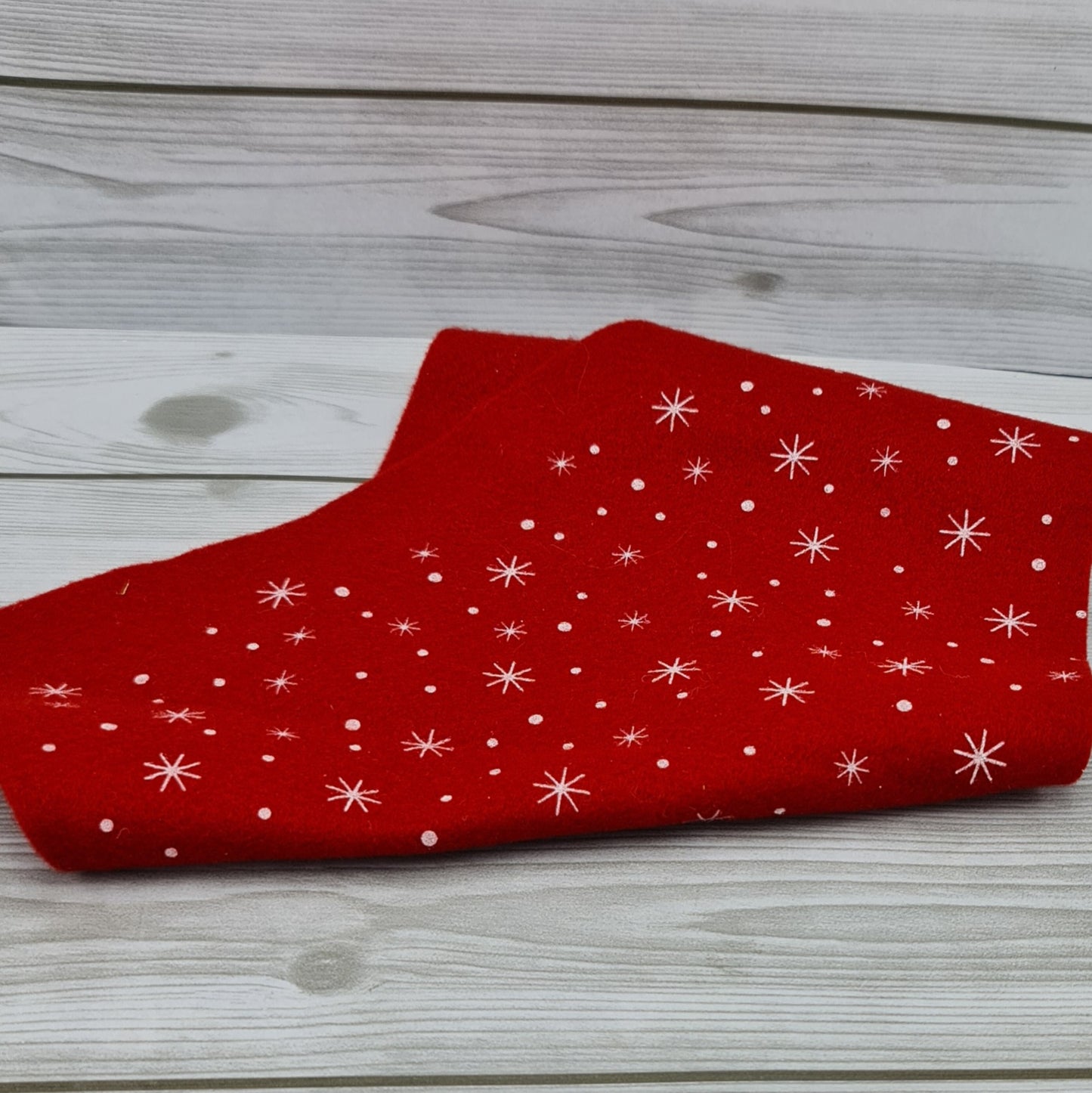 Pannolenci stampato Fiocco Neve Rosso Gogolandia