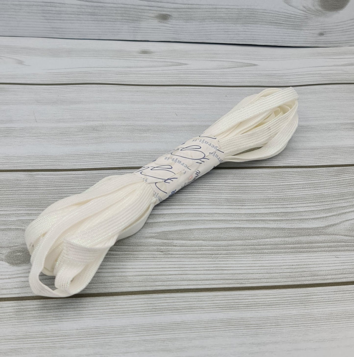 White Glamor Ribbon 10mm Code NPGLA156