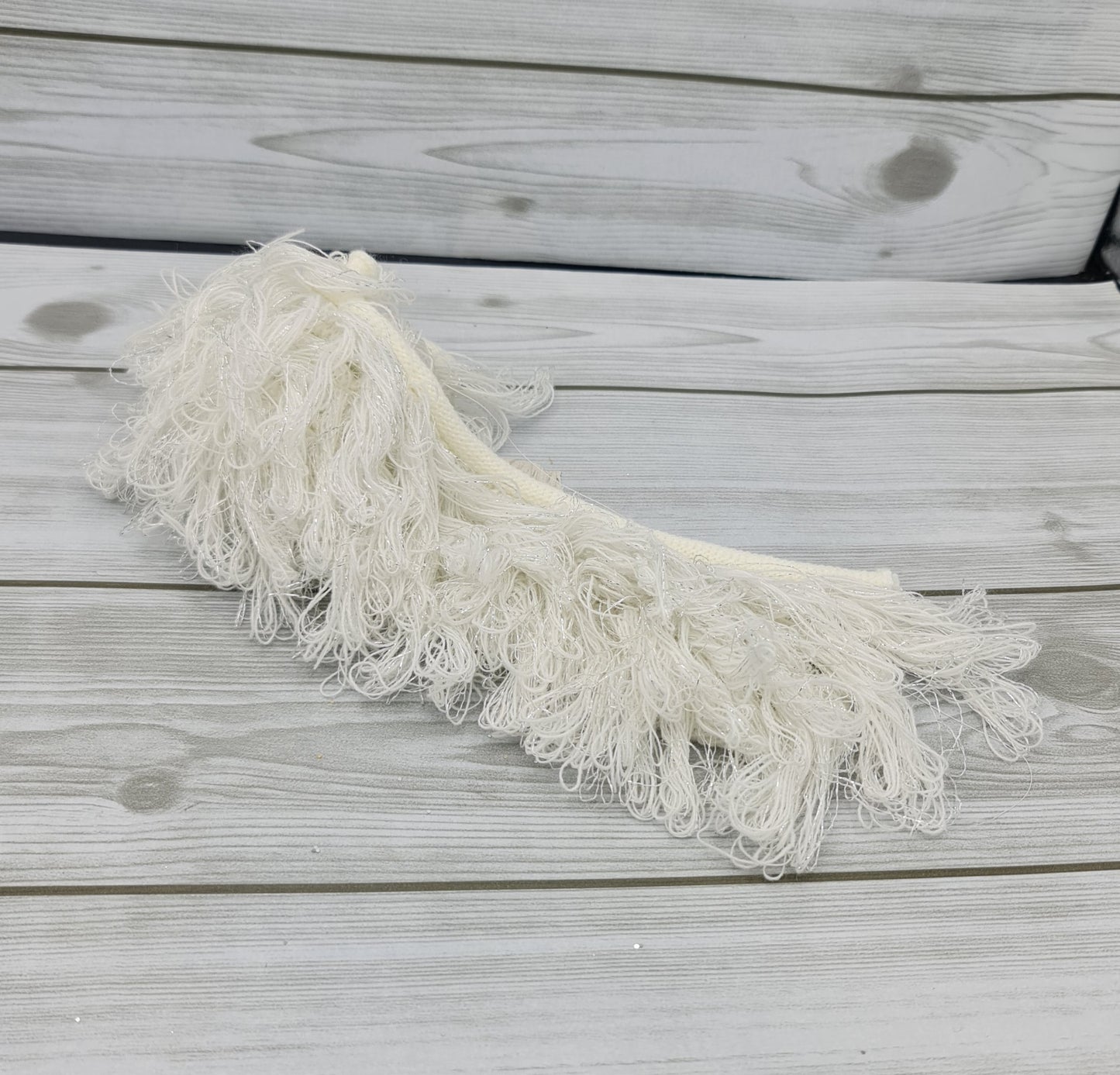 Ruban à franges en laine de lait argenté