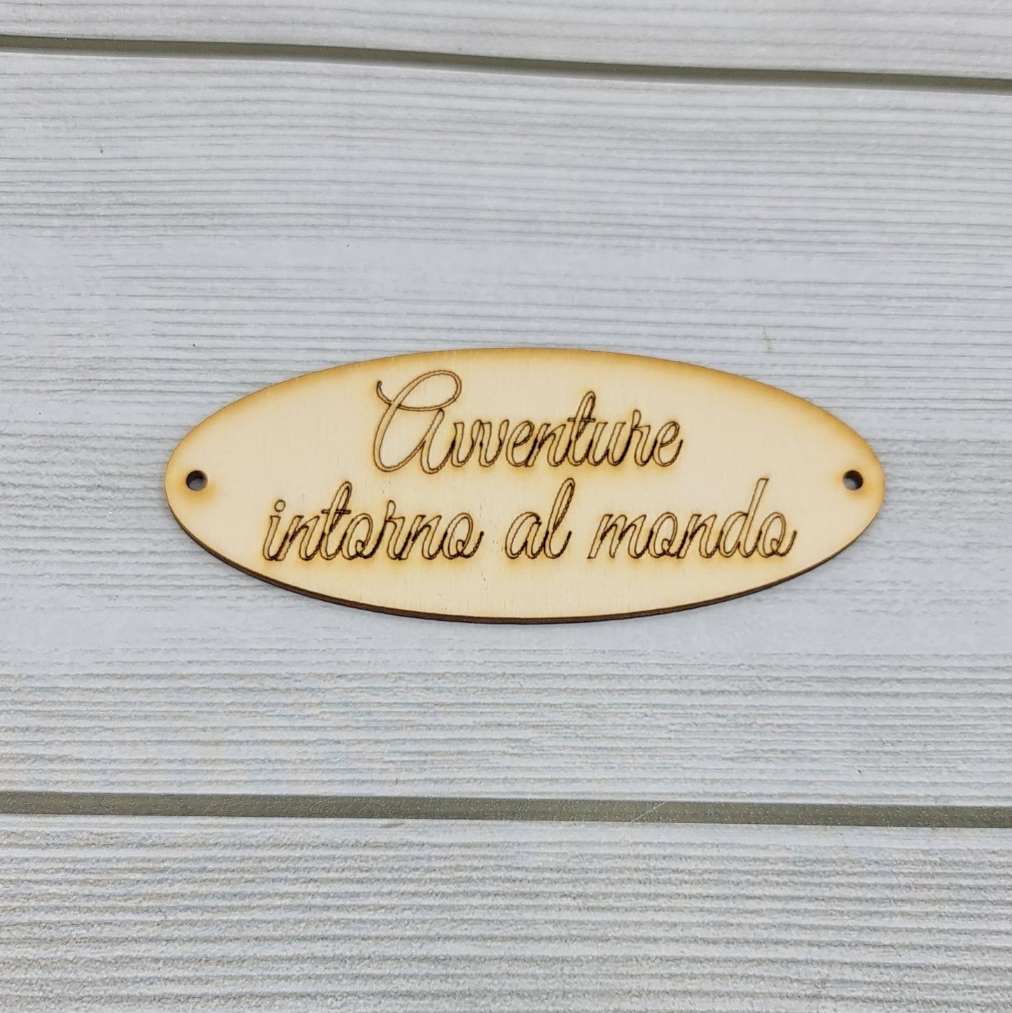 Targhetta Avventure Intorno al Mondo Sagomiamo