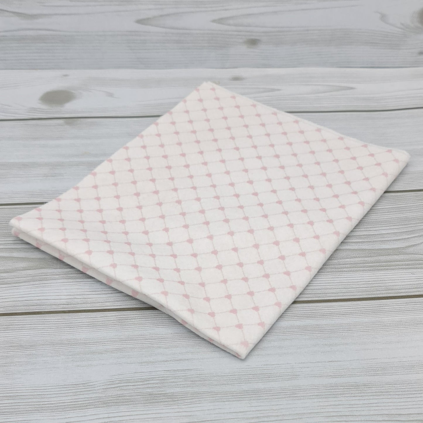 Pannolenci Imprimé Coeurs Diamant Rose Code 2034-7