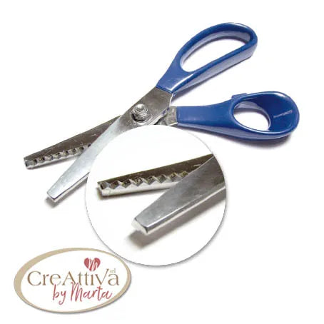 Zig Zag cutting scissors