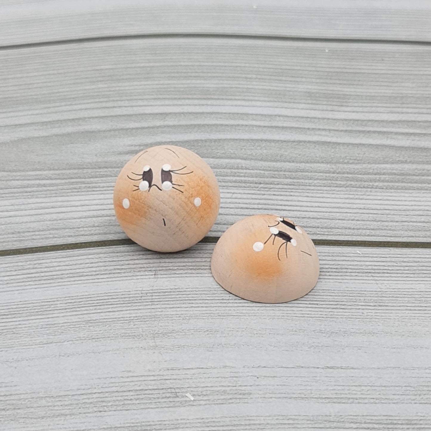 Flat Smiley diameter 3 cm Singer