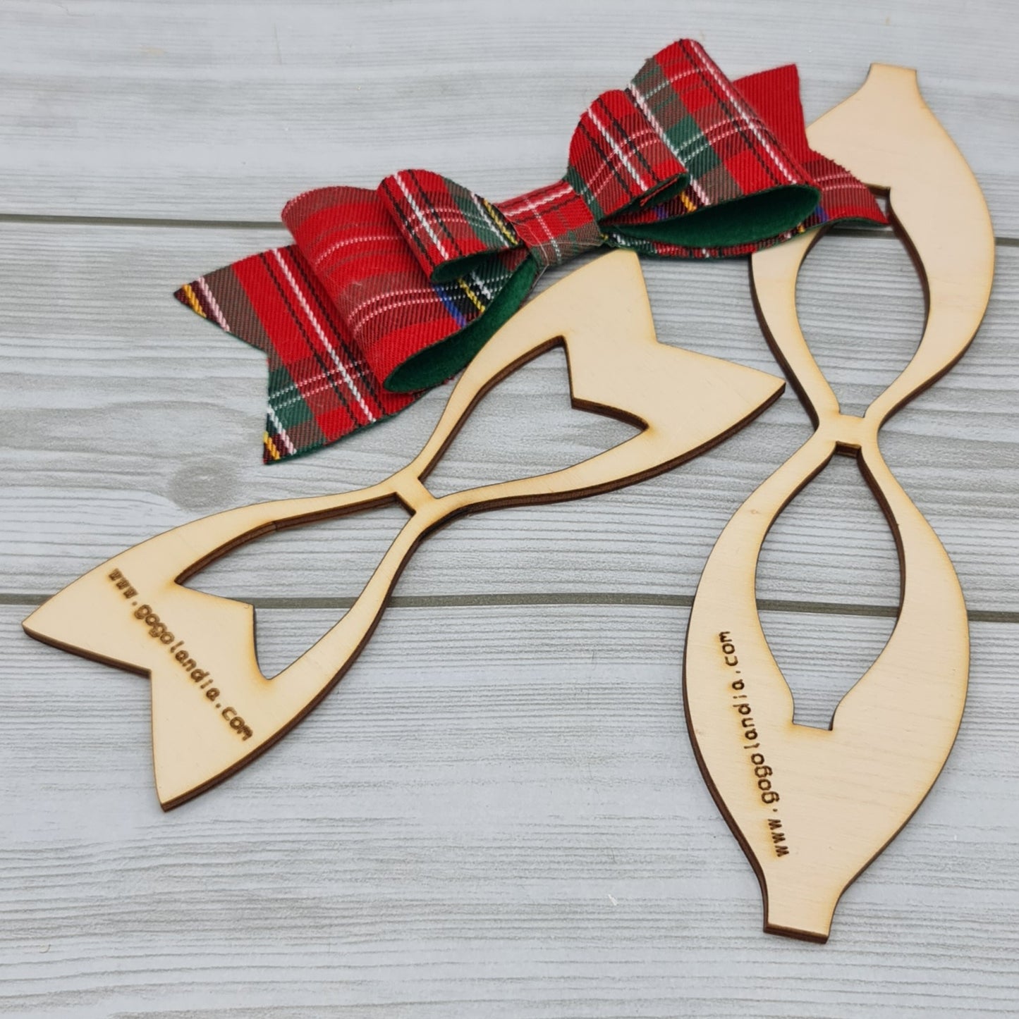 Pochoir en bois pour arcs