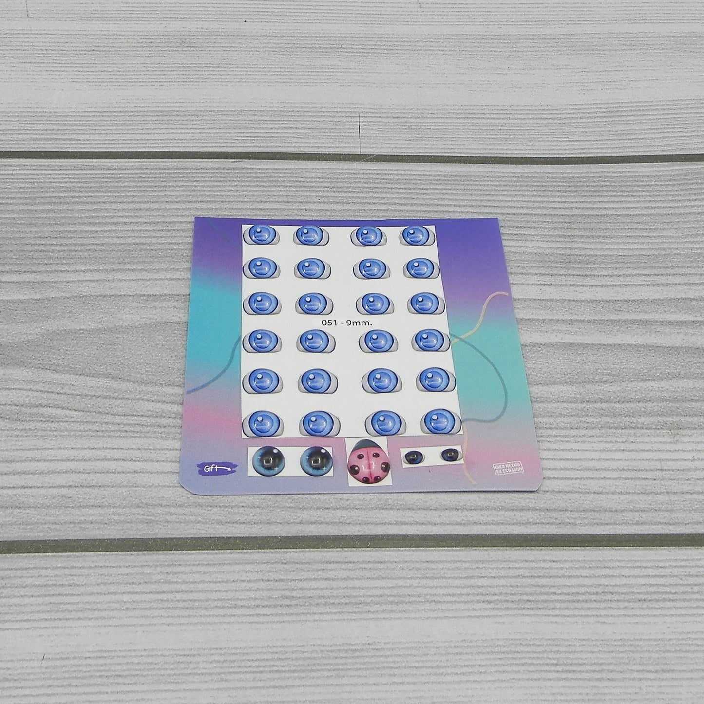 3D eyes measuring 9mm code 051D9