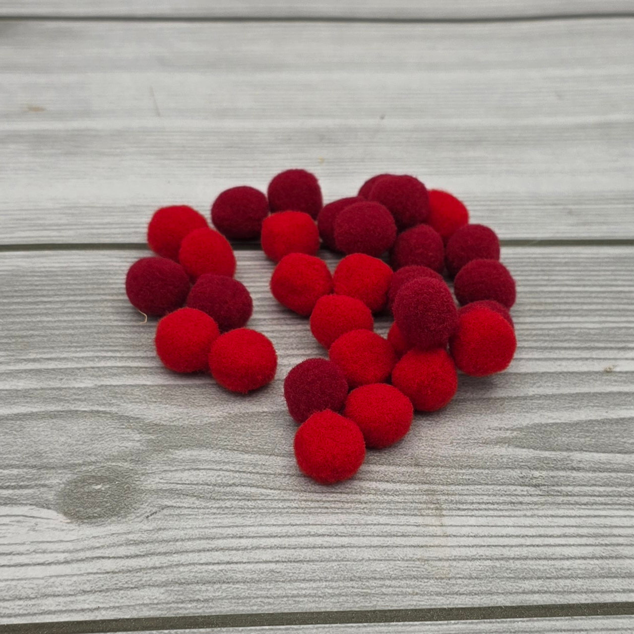 Pom Poms Rossi Artemio