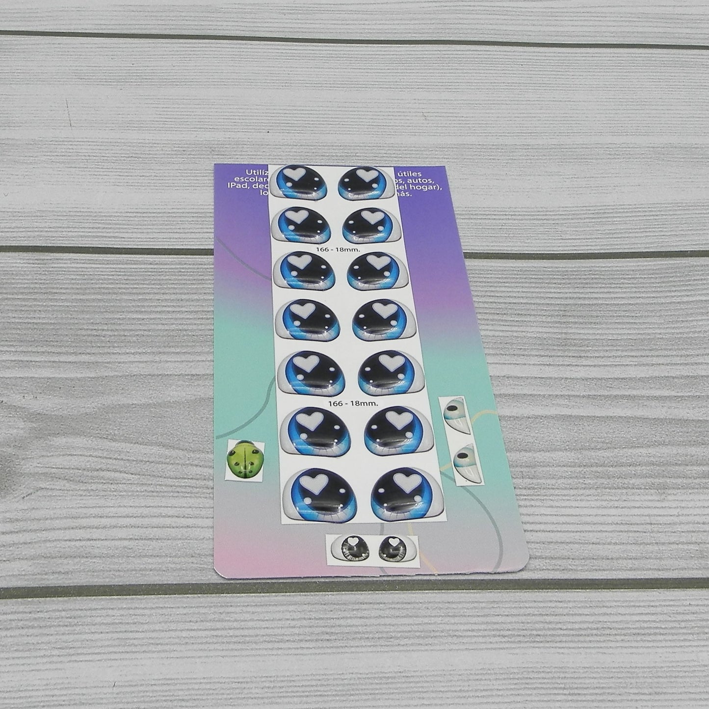 3D eyes measuring 18mm Code 166D18