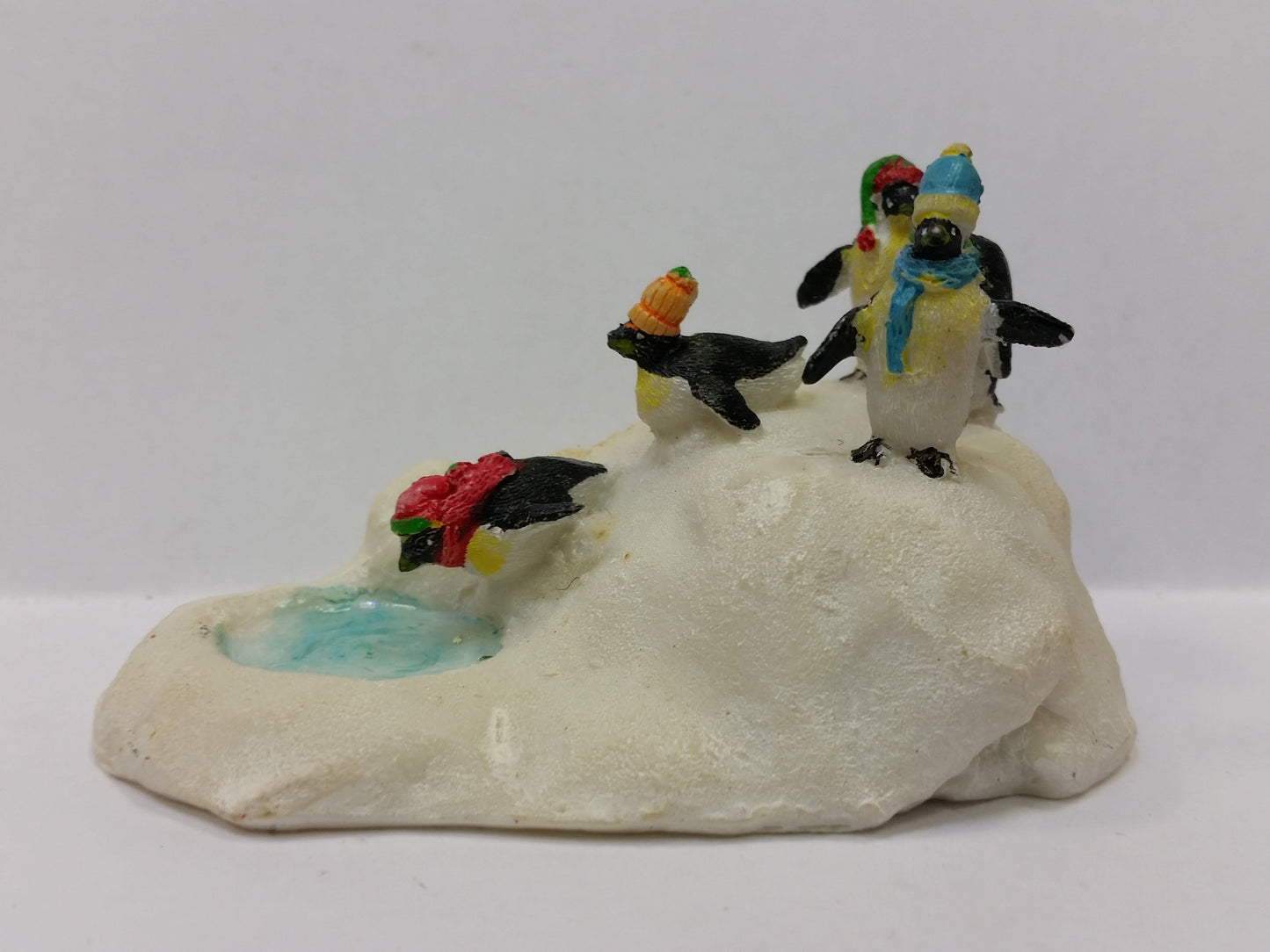 Miniatura Lemax Penguin Frolic