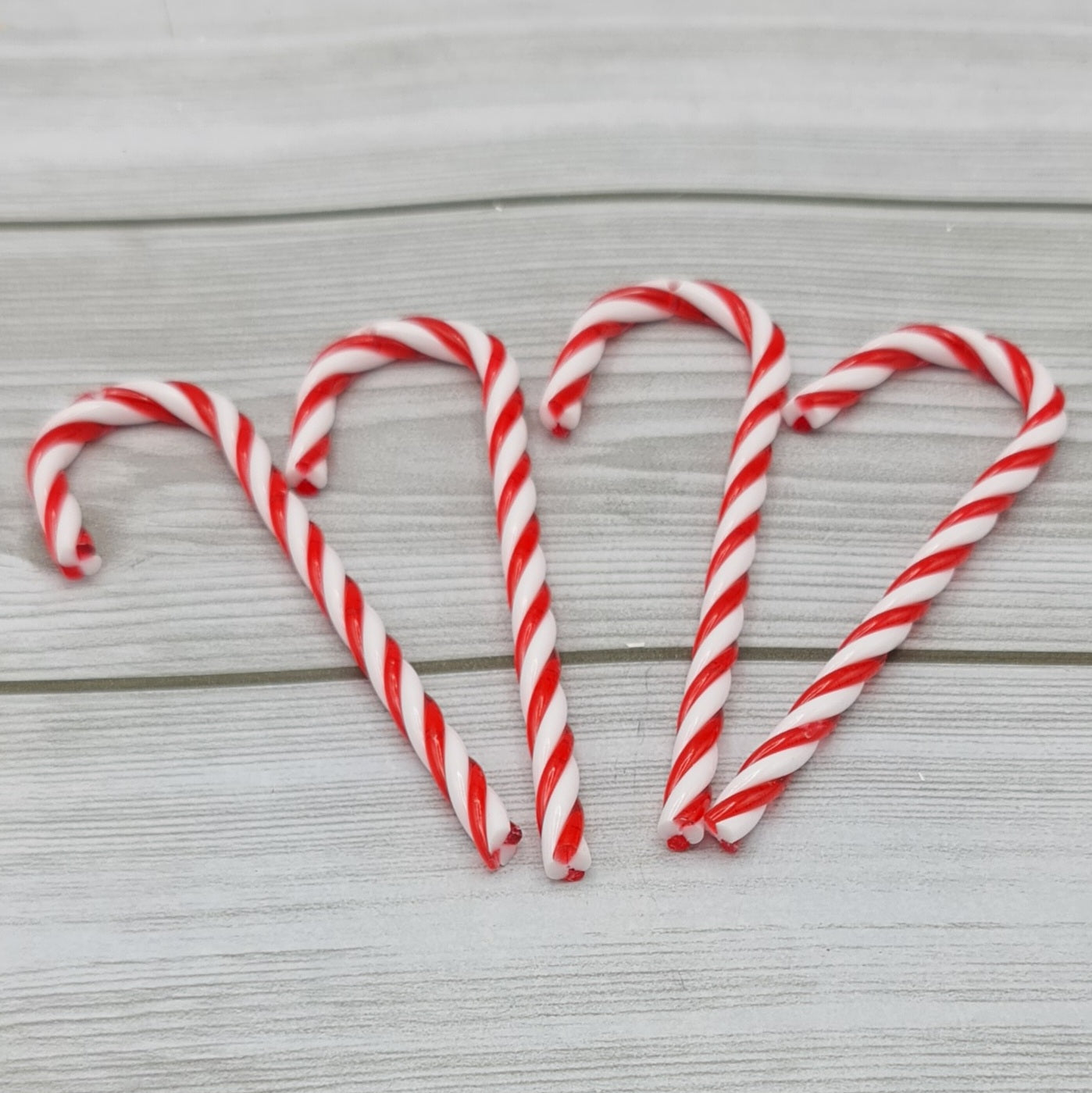 Resin Candy Canes 12cm 4pcs