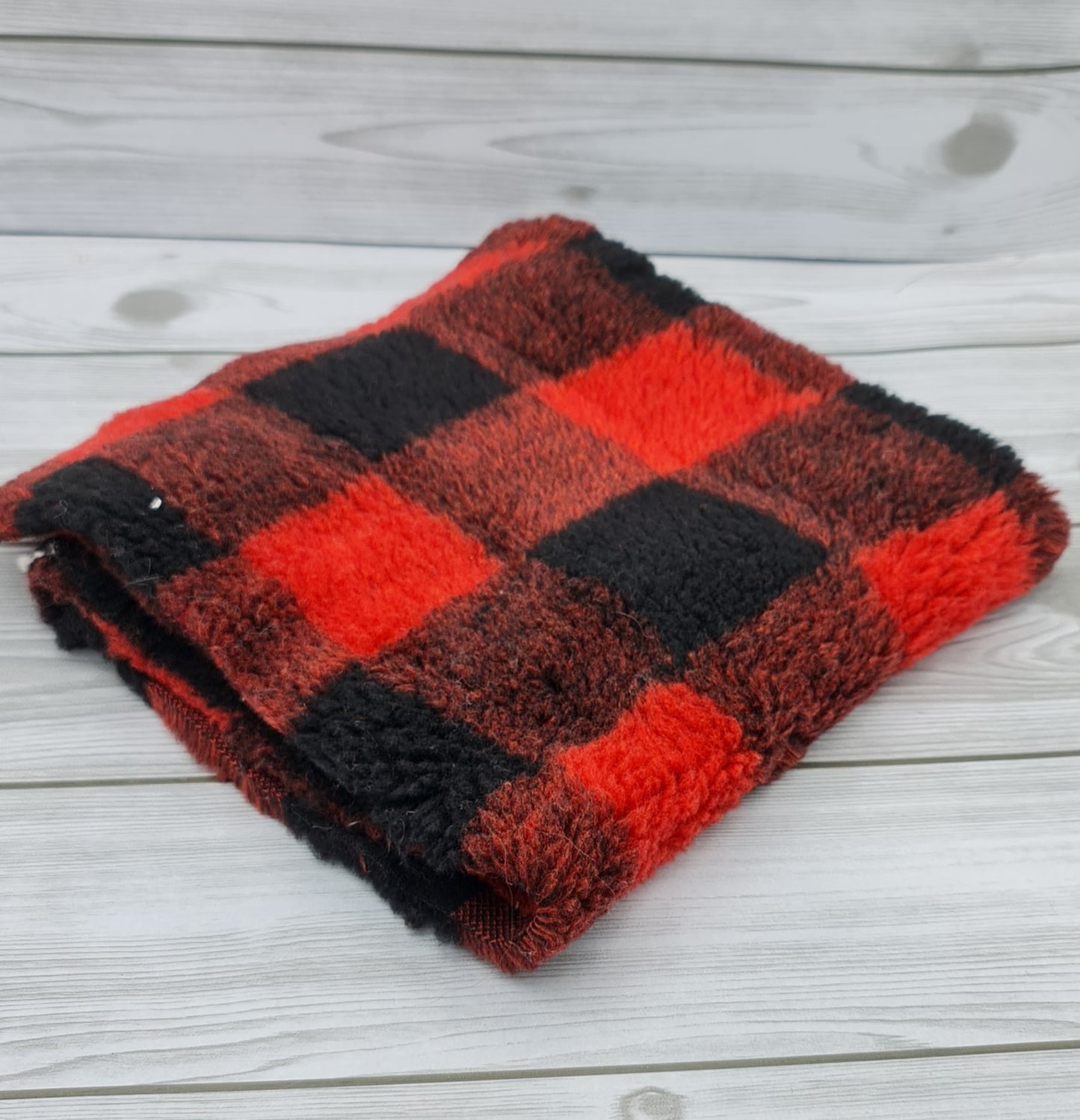 Red Scottish Fleece Fabric code Te18240-1R