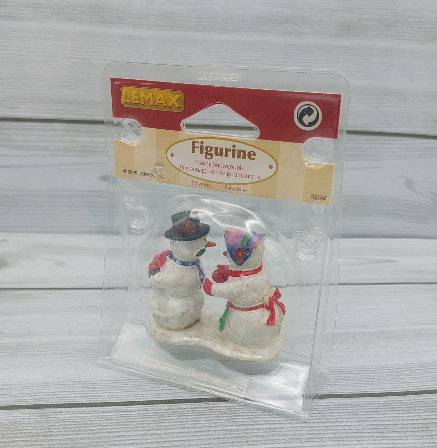 Miniatura Lemax Kissing Snowcouple