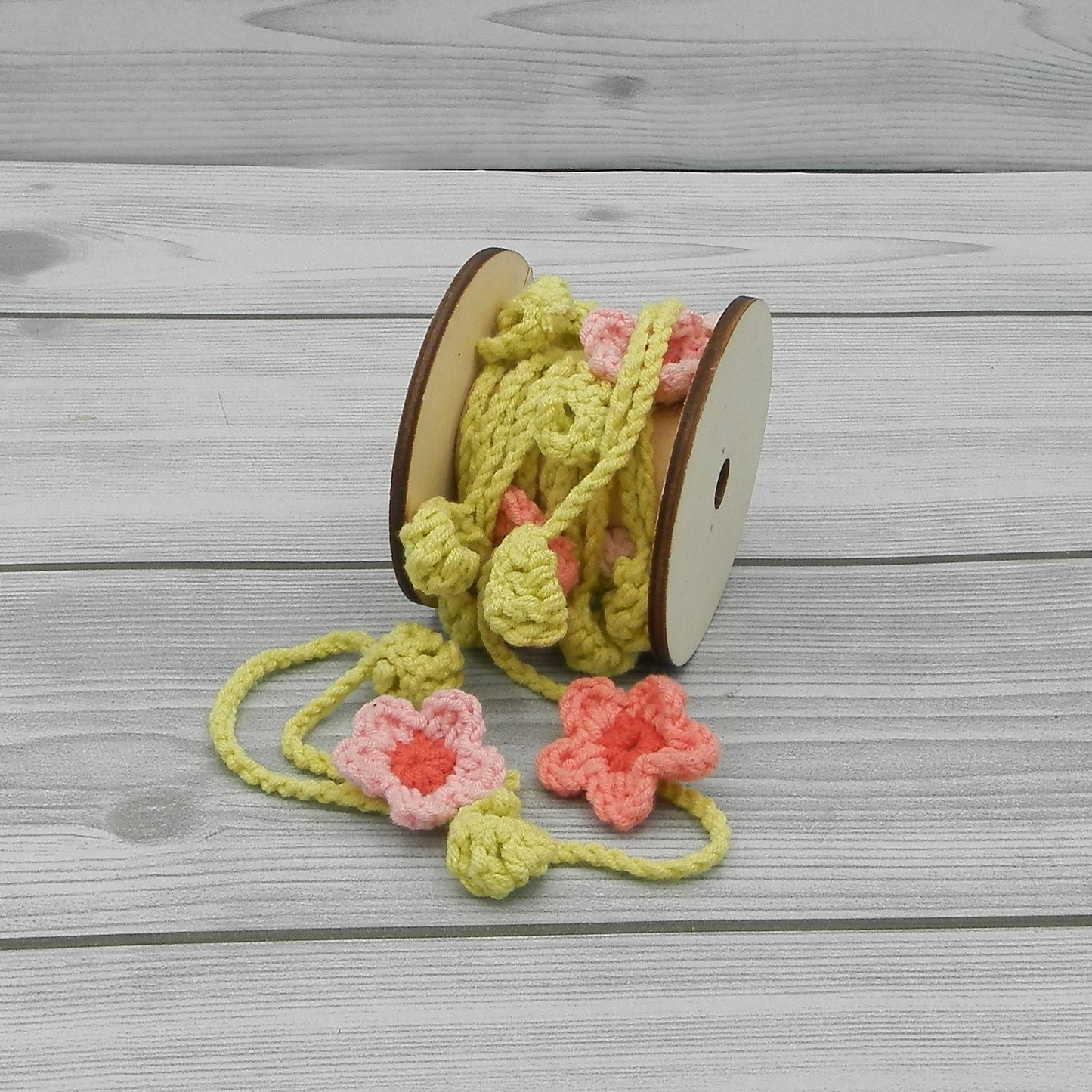 Apple Green Karo Ribbon Code NAGO33053